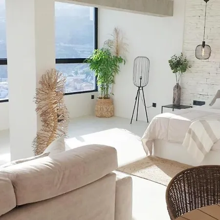 Home2book Luxury Panoramic Sea Views شقة