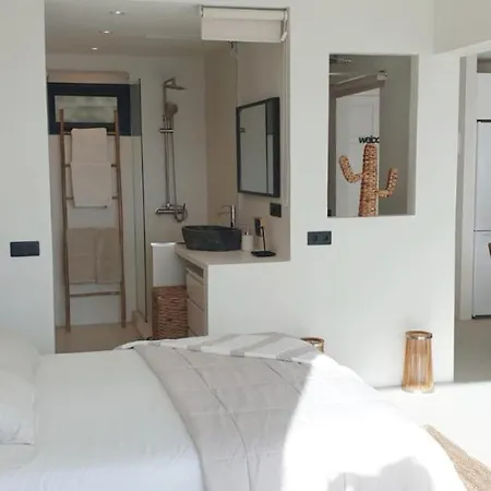 Home2book Luxury Panoramic Sea Views דירה