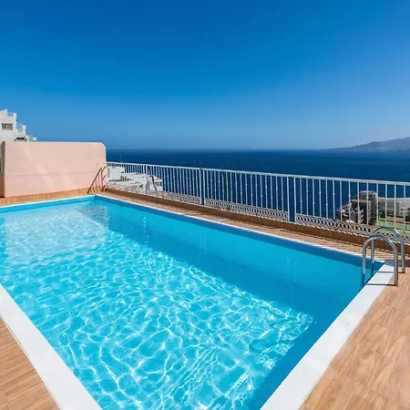 Home2book Luxury Panoramic Sea Views شقة